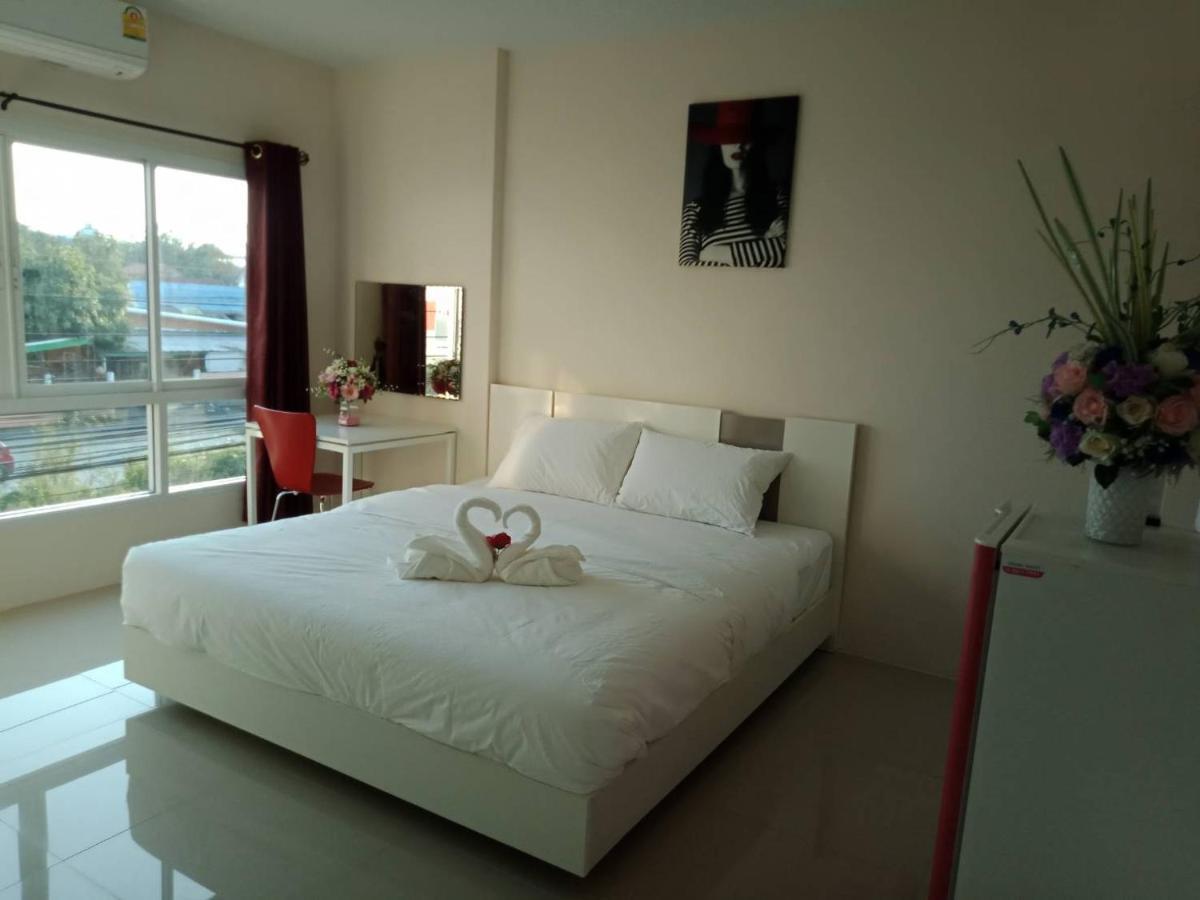 เคทู เกสเฮาส์ Hotell Chonburi Exteriör bild